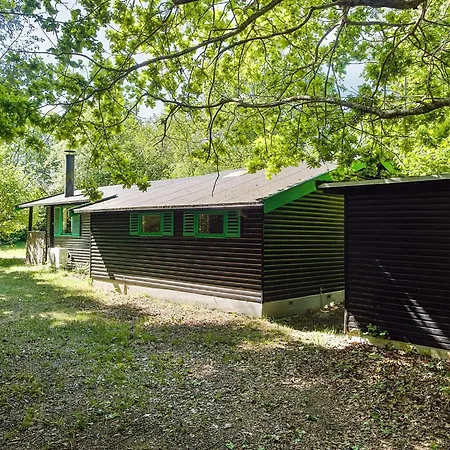 Xvi Tatil Evi